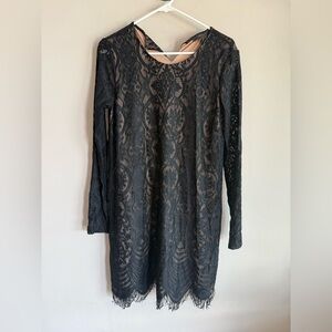 BCBGMAXAZRIA Black Lace V Neck Long Sleeve Sheath Dress Size Small